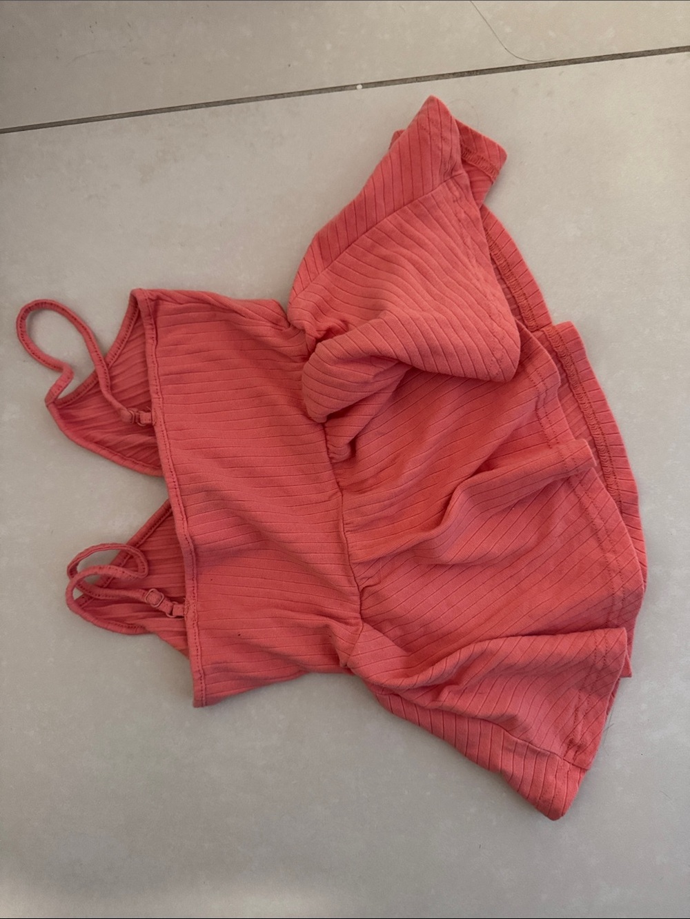SHEIN Coral Ribbed V-Neck Peplum Tank - Picture 3 of 3